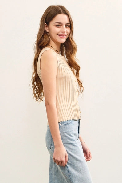 Button Closure Top