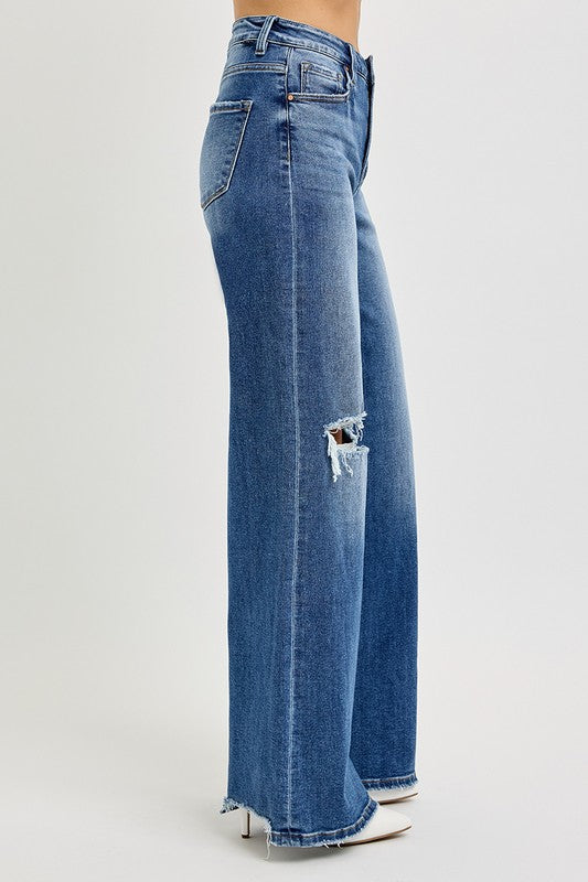 Distressed Wide Leg Jean